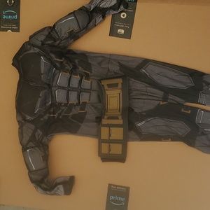 Youth, Batman costume with belt